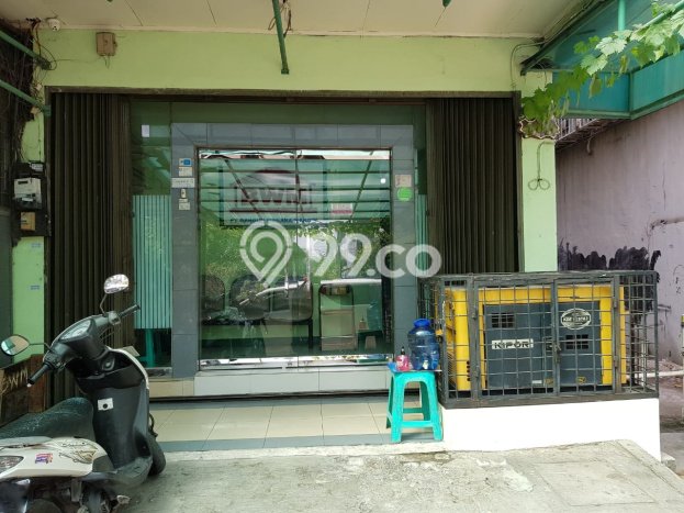 Ruko Disewa di Jakarta Utara dengan LB 225m2 Area Komersial Ramai Ruko Disewa di Jakarta Utara dengan LB 225m2 Area Komersial Ramai