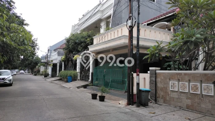 Siap Huni Hunian Elit 5 Kamar di Kelapa Gading Dekat ke Mana Saja Siap Huni Hunian Elit 5 Kamar di Kelapa Gading Dekat ke Mana Saja