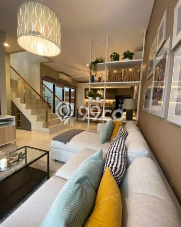 Rumah Luas Asri 2 KT Siap Huni di Cibubur Jakarta Timur Rumah Luas Asri 2 KT Siap Huni di Cibubur Jakarta Timur