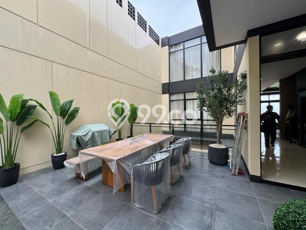 Rumah Luxury Modern Siap Huni di Sentul City Bogor Rumah Luxury Modern Siap Huni di Sentul City Bogor
