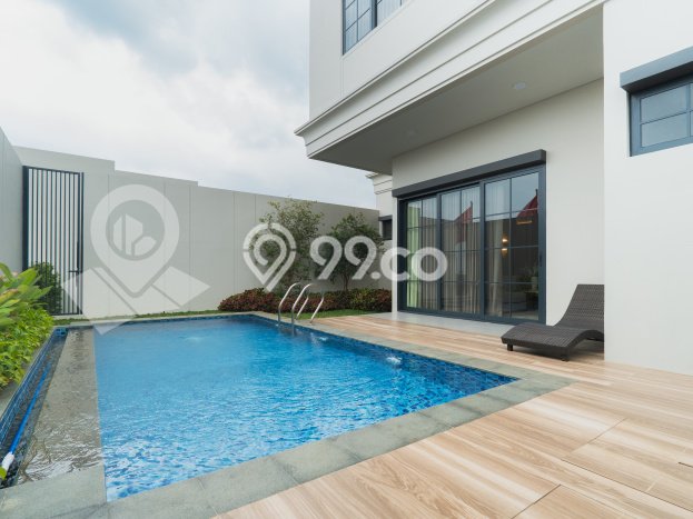 Jual Rumah Luas Megah Dengan View Cantik di Sentul City, Bogor Jual Rumah Luas Megah Dengan View Cantik di Sentul City, Bogor
