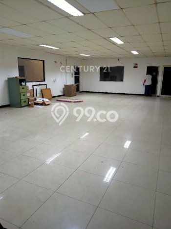 Unit Gudang Disewakan di Jababeka di Area Ramai & Strategis Unit Gudang Disewakan di Jababeka di Area Ramai & Strategis