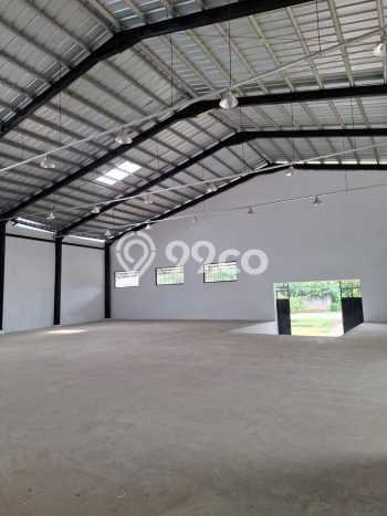 Disewakan Gudang komersial di Cakung luas bangunan 800m2 Disewakan Gudang komersial di Cakung luas bangunan 800m2