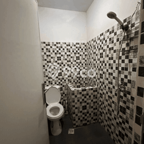 Rumah Modern Minimalis 5 Kamar Bisa Langsung Pindah di Cakung Rumah Modern Minimalis 5 Kamar Bisa Langsung Pindah di Cakung