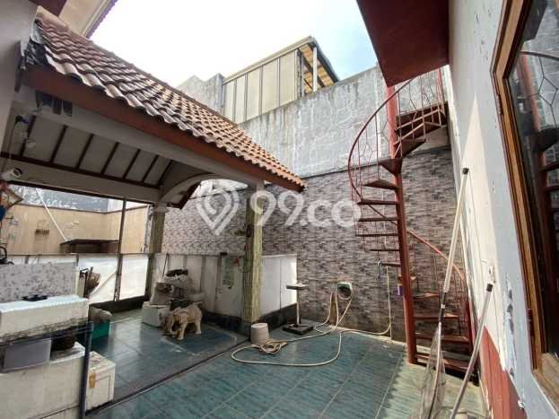 Rumah Luxury Modern Tanpa Renovasi di Kemang Pratama Bekasi Rumah Luxury Modern Tanpa Renovasi di Kemang Pratama Bekasi
