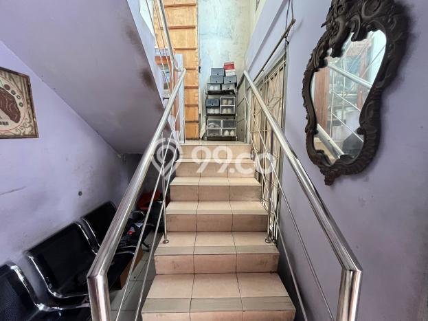 Dijual Kost Strategis di Tanah Abang, Jakarta Pusat 8 KT, 1 KM, Luas Bangunan 150m2 Dijual Kost Strategis di Tanah Abang, Jakarta Pusat 8 KT, 1 KM, Luas Bangunan 150m2