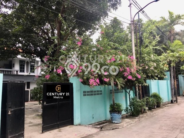 Rumah Elit LB 268m2 Siap Huni Desain Elegan di Jelambar, Jakarta Barat Rumah Elit LB 268m2 Siap Huni Desain Elegan di Jelambar, Jakarta Barat