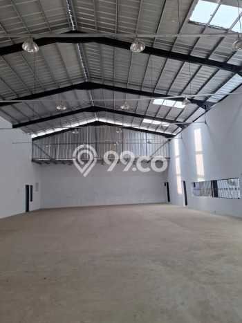 Disewakan Gudang komersial di Cakung luas bangunan 800m2 Disewakan Gudang komersial di Cakung luas bangunan 800m2