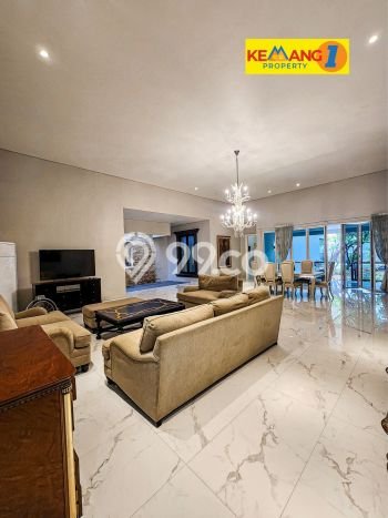 Ready to Use! Premium House LT 786m2 Desain Elegan di Cipete Ready to Use! Premium House LT 786m2 Desain Elegan di Cipete