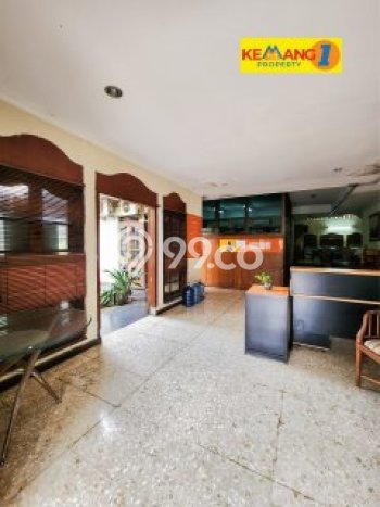 Rumah Elit LB 300m2 Siap Huni Desain Elegan di Pejaten, Jakarta Selatan Rumah Elit LB 300m2 Siap Huni Desain Elegan di Pejaten, Jakarta Selatan