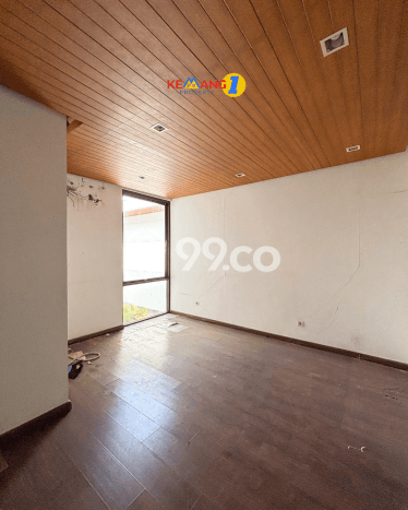 Rumah Mewah LB 360m2 Siap Pakai Desain Elegan di Kemang, Jakarta Selatan Rumah Mewah LB 360m2 Siap Pakai Desain Elegan di Kemang, Jakarta Selatan