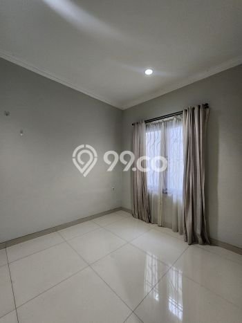 Jarang Ada! Rumah Sewa 4 Kamar Nyaman Siap Huni Pejaten Jarang Ada! Rumah Sewa 4 Kamar Nyaman Siap Huni Pejaten