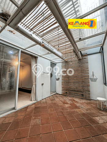 Hunian Mewah LB 210m2 Siap Huni Desain Elegan di Kemang, Jakarta Selatan Hunian Mewah LB 210m2 Siap Huni Desain Elegan di Kemang, Jakarta Selatan