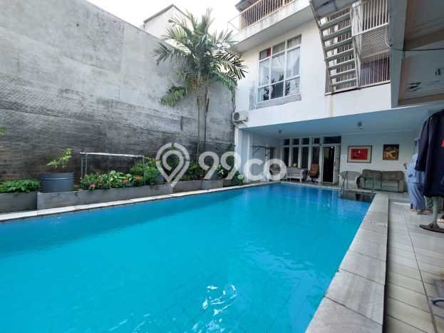 Ready to Use! Premium House LT 637m2 Desain Elegan di Kemang Ready to Use! Premium House LT 637m2 Desain Elegan di Kemang