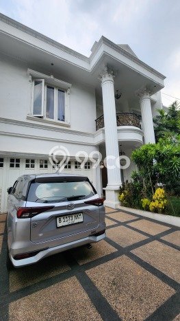 Dijual Rumah Premium dengan Fasilitas Sekitar Lengkap di Tebet, Jakarta Selatan Dijual Rumah Premium dengan Fasilitas Sekitar Lengkap di Tebet, Jakarta Selatan