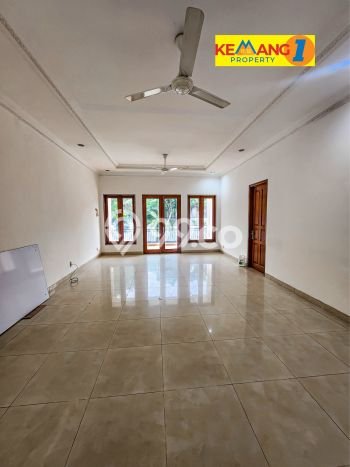 Jual Rumah Luas Elegan Dengan View Cantik di Kemang, Jakarta Selatan Jual Rumah Luas Elegan Dengan View Cantik di Kemang, Jakarta Selatan