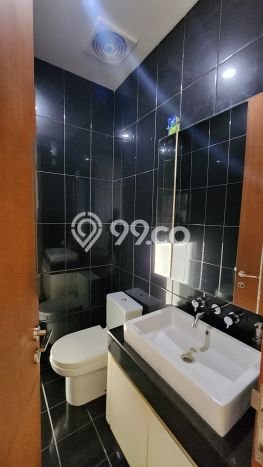 Dijual Rumah Luas Elegan Dengan View Eksklusif di Kemang, Jakarta Selatan Dijual Rumah Luas Elegan Dengan View Eksklusif di Kemang, Jakarta Selatan