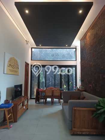 For Sale Rumah Mewah Exclusive di Jagakarsa, Jakarta Selatan For Sale Rumah Mewah Exclusive di Jagakarsa, Jakarta Selatan