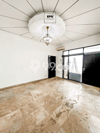Rumah Luxury Modern Tanpa Renovasi di Kemang Jakarta Selatan Rumah Luxury Modern Tanpa Renovasi di Kemang Jakarta Selatan