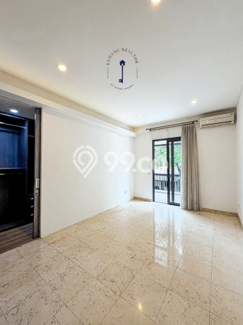 Rumah Elit Modern Tanpa Renovasi di Kemang Jakarta Selatan Rumah Elit Modern Tanpa Renovasi di Kemang Jakarta Selatan