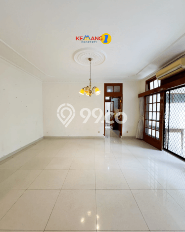 Hunian Ideal dengan LT 630m2 & LB 265m2 Dikontrakkan di Kemang Hunian Ideal dengan LT 630m2 & LB 265m2 Dikontrakkan di Kemang