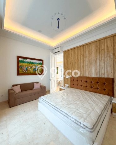 Rumah Elit Modern Tanpa Renovasi di Kemang Jakarta Selatan Rumah Elit Modern Tanpa Renovasi di Kemang Jakarta Selatan