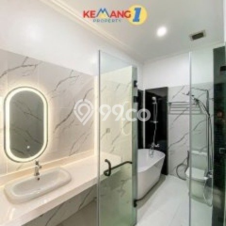 Rumah Elit Modern Tanpa Renovasi di Pejaten Jakarta Selatan Rumah Elit Modern Tanpa Renovasi di Pejaten Jakarta Selatan