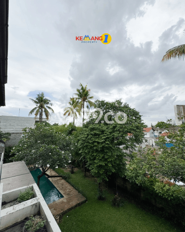 Jual Rumah Mewah Megah Dengan View Cantik di Kemang, Jakarta Selatan Jual Rumah Mewah Megah Dengan View Cantik di Kemang, Jakarta Selatan