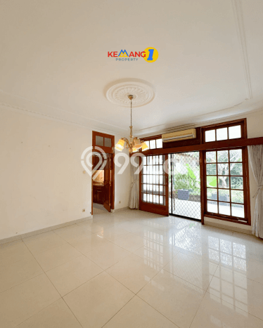 Hunian Ideal dengan LT 630m2 & LB 265m2 Dikontrakkan di Kemang Hunian Ideal dengan LT 630m2 & LB 265m2 Dikontrakkan di Kemang