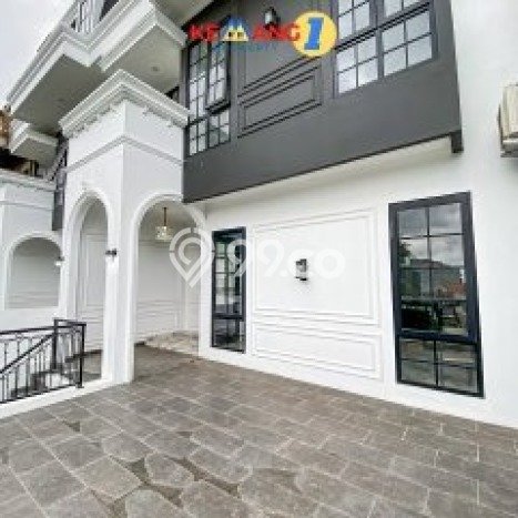 Rumah Elit Modern Tanpa Renovasi di Pejaten Jakarta Selatan Rumah Elit Modern Tanpa Renovasi di Pejaten Jakarta Selatan