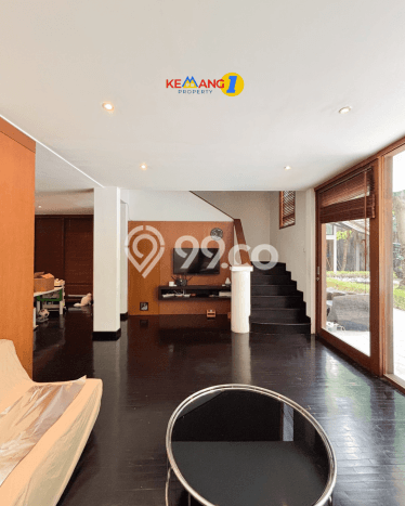 For Sale! Luxury House LT 1000m2 Desain Elegan di Kemang For Sale! Luxury House LT 1000m2 Desain Elegan di Kemang