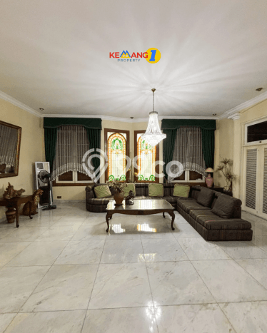 Ready to Use! Premium House LT 383m2 Desain Elegan di Pondok Indah Ready to Use! Premium House LT 383m2 Desain Elegan di Pondok Indah