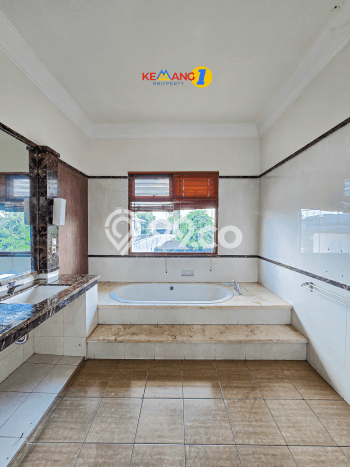 Dijual Rumah Mewah Megah Dengan View Eksklusif di Cipete, Jakarta Selatan Dijual Rumah Mewah Megah Dengan View Eksklusif di Cipete, Jakarta Selatan