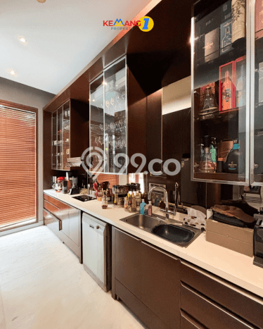 For Sale! Luxury House LT 1000m2 Desain Elegan di Kemang For Sale! Luxury House LT 1000m2 Desain Elegan di Kemang