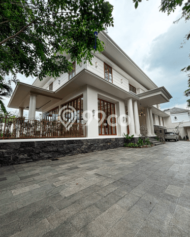 Jual Rumah Luas Megah Dengan View Eksklusif di Kemang, Jakarta Selatan Jual Rumah Luas Megah Dengan View Eksklusif di Kemang, Jakarta Selatan