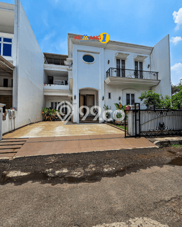Rumah Luxury Modern Tanpa Renovasi di Green garden Jakarta Barat Rumah Luxury Modern Tanpa Renovasi di Green garden Jakarta Barat