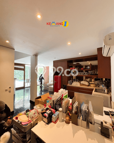 For Sale! Luxury House LT 1000m2 Desain Elegan di Kemang For Sale! Luxury House LT 1000m2 Desain Elegan di Kemang
