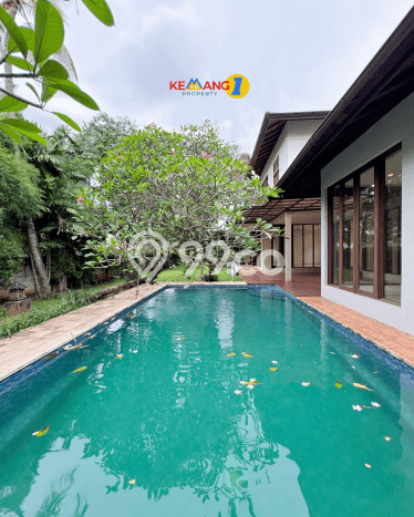 Jual Rumah Mewah Megah Dengan View Cantik di Kemang, Jakarta Selatan Jual Rumah Mewah Megah Dengan View Cantik di Kemang, Jakarta Selatan
