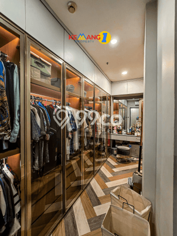 FOR SALE Hunian Apartemen Luxury di Kebayoran Baru dengan 3 Kamar Tidur & Luas 303m2 FOR SALE Hunian Apartemen Luxury di Kebayoran Baru dengan 3 Kamar Tidur & Luas 303m2