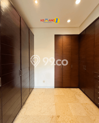 Jual Rumah Mewah Megah Dengan View Cantik di Kemang, Jakarta Selatan Jual Rumah Mewah Megah Dengan View Cantik di Kemang, Jakarta Selatan