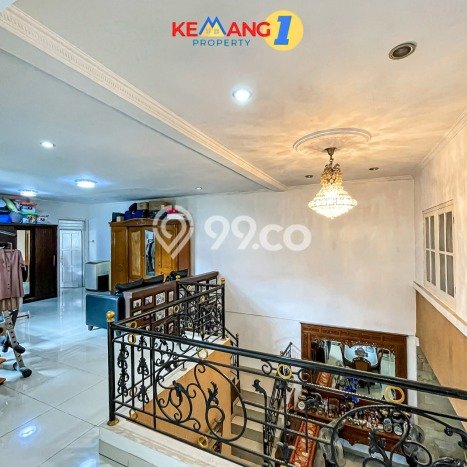 For Sale! Luxury House LT 345m2 Desain Elegan di Tanjung Barat For Sale! Luxury House LT 345m2 Desain Elegan di Tanjung Barat