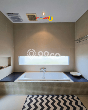 For Sale! Luxury House LT 525m2 Desain Elegan di Cipete For Sale! Luxury House LT 525m2 Desain Elegan di Cipete