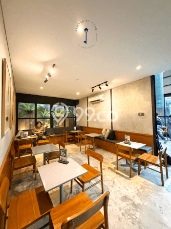 Unit Komersial Dijual di Jakarta Selatan LT 1086m2 & LB 650m2 Unit Komersial Dijual di Jakarta Selatan LT 1086m2 & LB 650m2