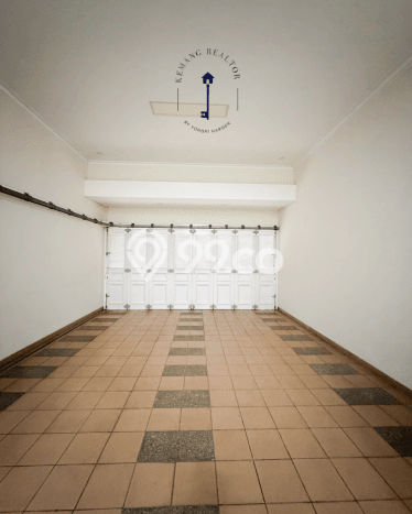 Dijual Rumah Luas Elegan Dengan View Eksklusif di Pondok Indah, Jakarta Selatan Dijual Rumah Luas Elegan Dengan View Eksklusif di Pondok Indah, Jakarta Selatan