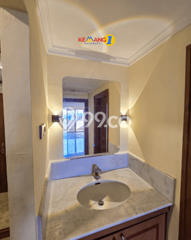 Hunian Apartemen High-Class untuk Dijual di Jakarta Selatan dengan 3 BR & 2 Kamar Mandi Hunian Apartemen High-Class untuk Dijual di Jakarta Selatan dengan 3 BR & 2 Kamar Mandi