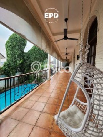 Rumah Eksklusif Siap Huni LT 694m2 di Cilandak, Jakarta Selatan Rumah Eksklusif Siap Huni LT 694m2 di Cilandak, Jakarta Selatan