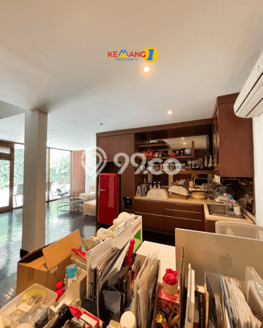 For Sale! Luxury House LT 1000m2 Desain Elegan di Kemang For Sale! Luxury House LT 1000m2 Desain Elegan di Kemang
