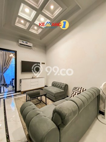Rumah Elit Modern Tanpa Renovasi di Pejaten Jakarta Selatan Rumah Elit Modern Tanpa Renovasi di Pejaten Jakarta Selatan