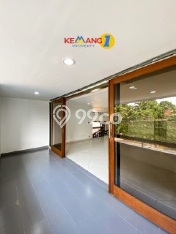 Rumah sewa siap huni 4 Kamar Tidur di Kemang, Jakarta Selatan Rumah sewa siap huni 4 Kamar Tidur di Kemang, Jakarta Selatan
