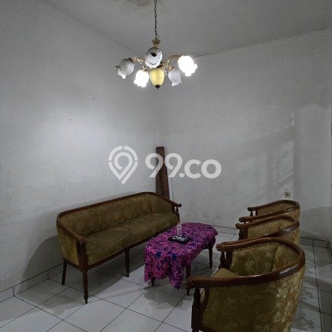 Dijual Rumah Luas Megah Dengan View Cantik di Srengseng, Jakarta Barat Dijual Rumah Luas Megah Dengan View Cantik di Srengseng, Jakarta Barat